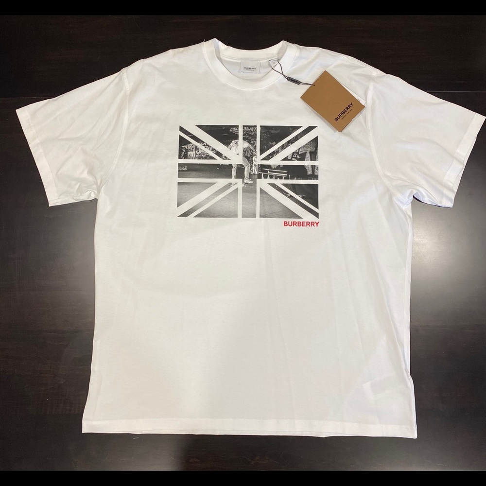 $390 Men’s Authentic Burberry “Howlett” shirt XL
